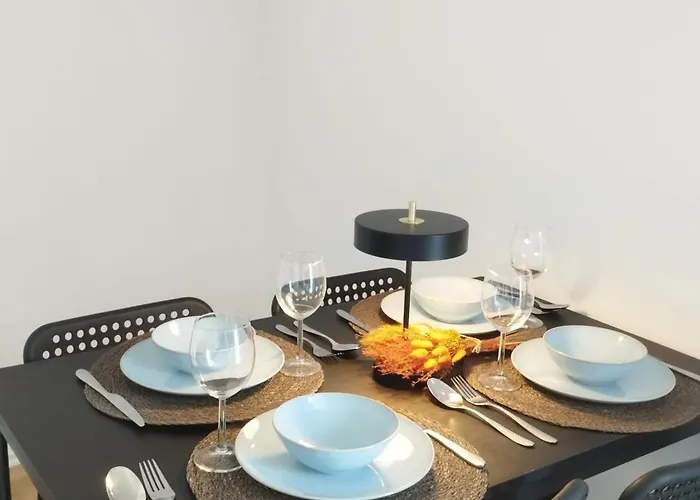 Apartamento Maisonette Oberlaa I 2 Bedrooms & Balcony Near Therme & U1 *