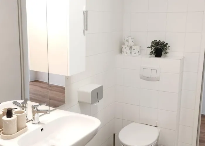 Maisonette Oberlaa I 2 Bedrooms & Balcony Near Therme & U1 * Viena