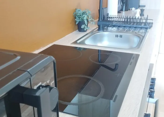 Maisonette Oberlaa I 2 Bedrooms & Balcony Near Therme & U1 Viena