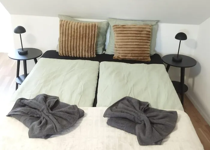 Maisonette Oberlaa I 2 Bedrooms & Balcony Near Therme & U1 * Viena